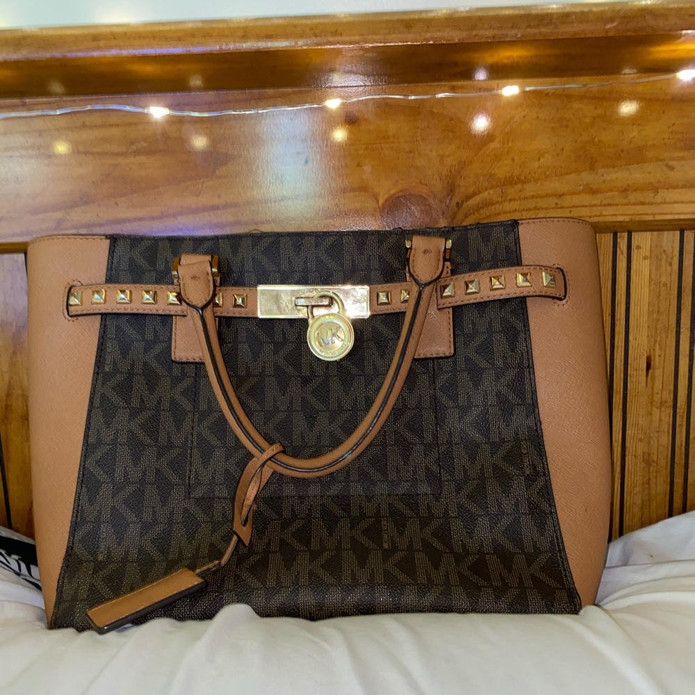 Michael Kors purse